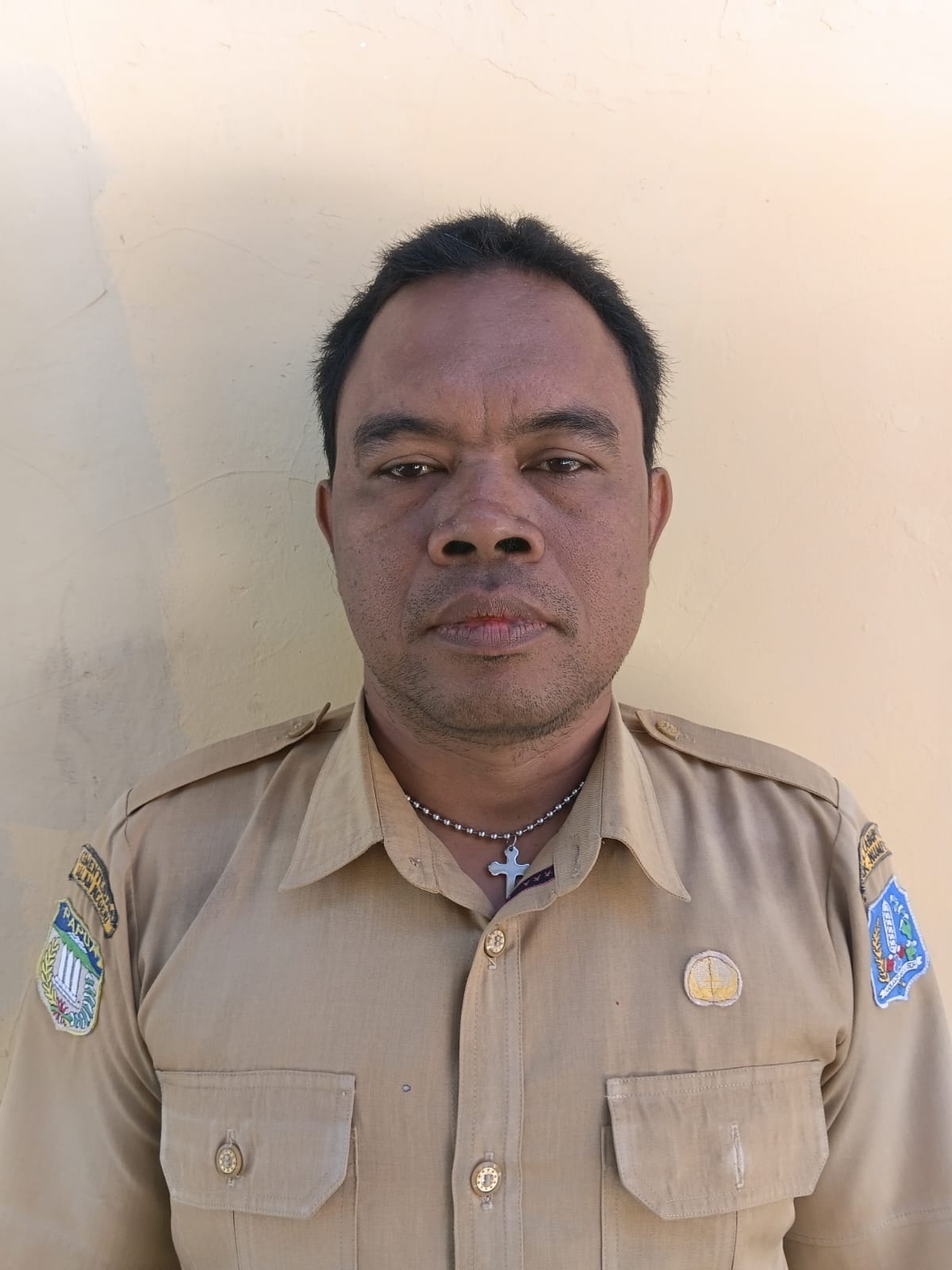 HENDRIK K.A. PULUMBARA