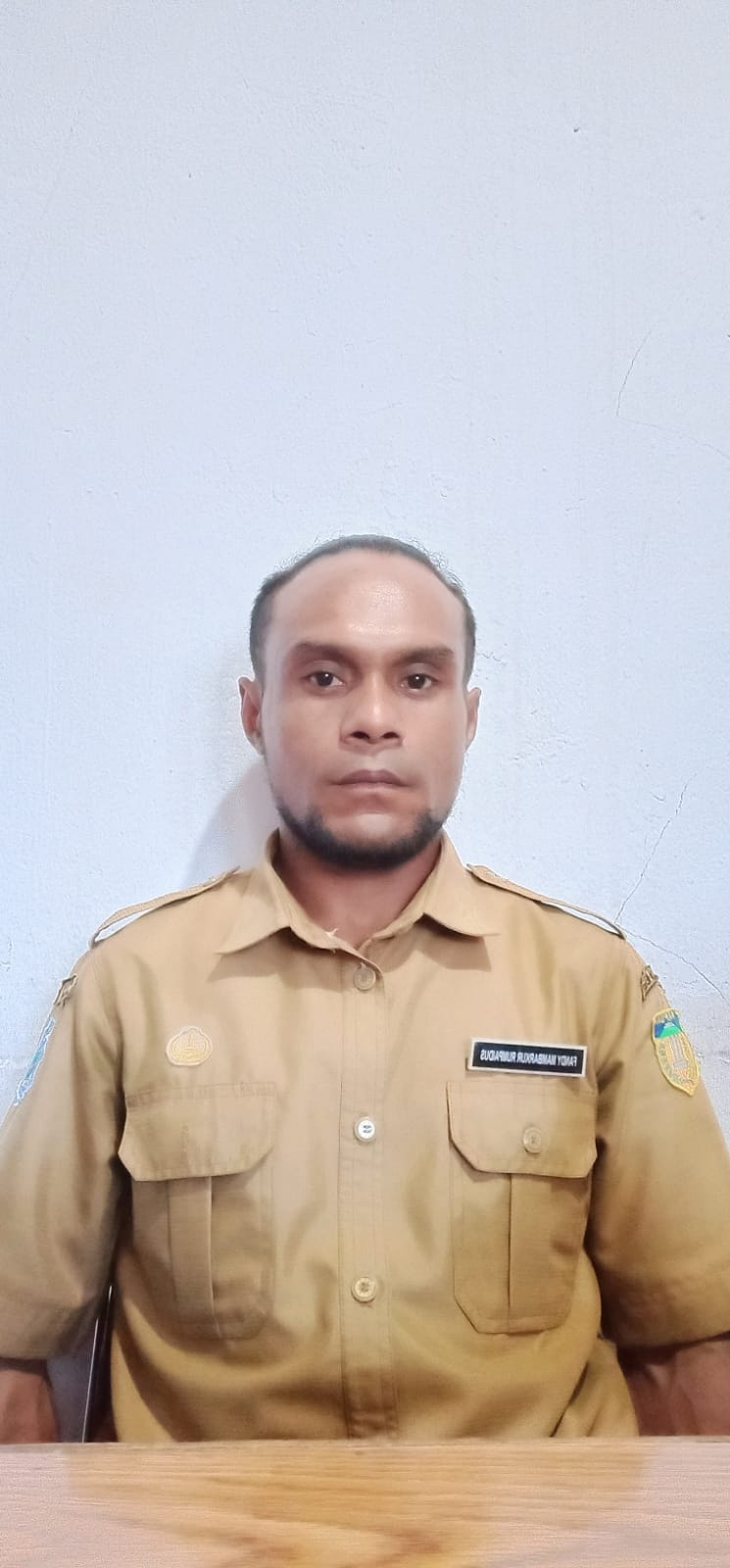 FANDY M,RUMPAIDUS